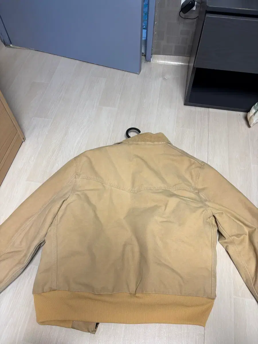 thumbnail-4